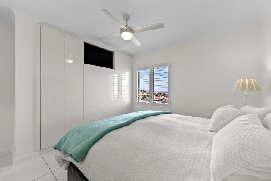 2 Bedroom Property for Sale in Sea Point Western Cape
